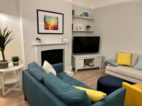 Beach home with garden, close to New Forest